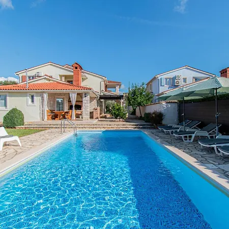 别墅 Lavanda And Colombo By Istrabook Gajana