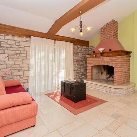 别墅 Lavanda And Colombo By Istrabook Gajana