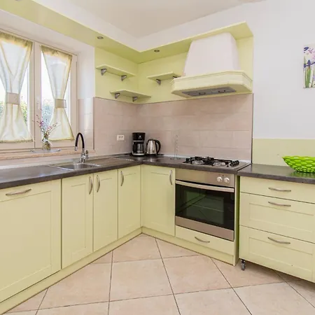 Lavanda And Colombo By Istrabook 别墅