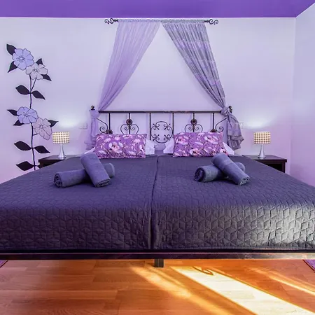 Lavanda And Colombo By Istrabook 别墅 *